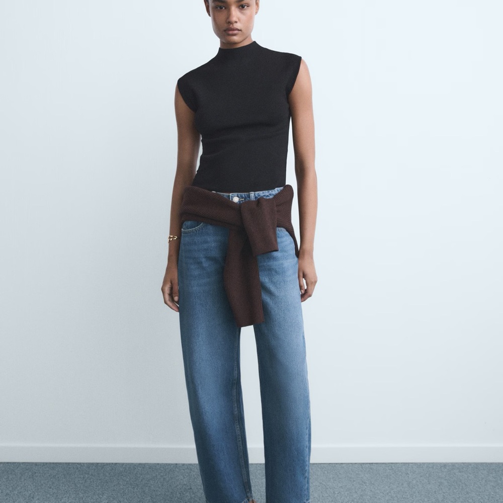 MANGO HIGH-WAISTED BALLOON JEANS SIZE 6